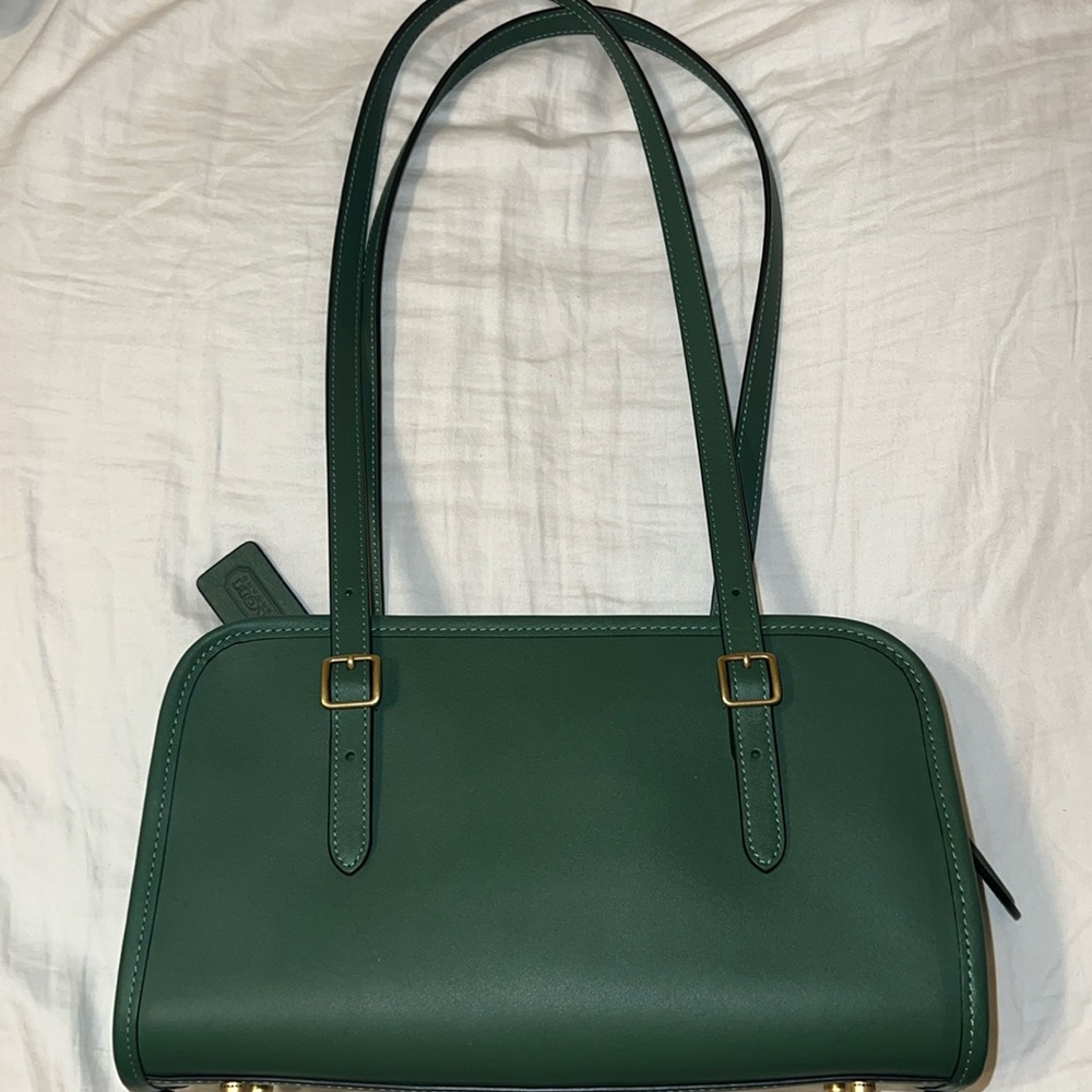 Coach Swing Zip